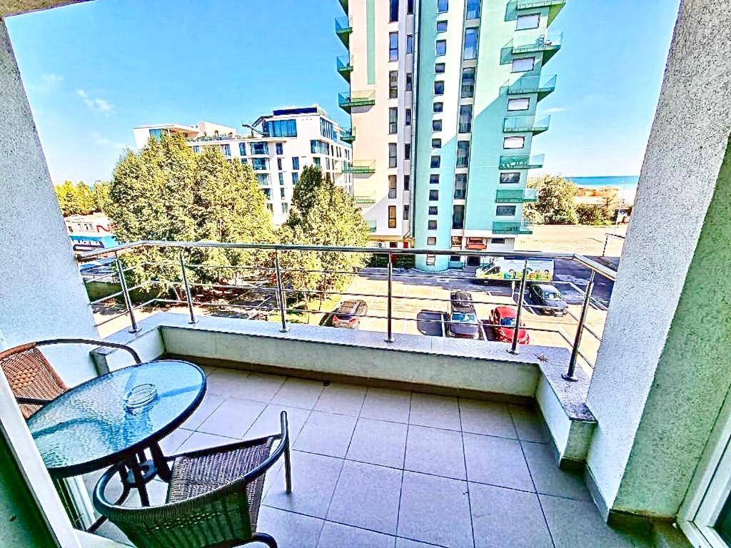 Marcony Boutique Apartments Mamaia Ngoại thất bức ảnh