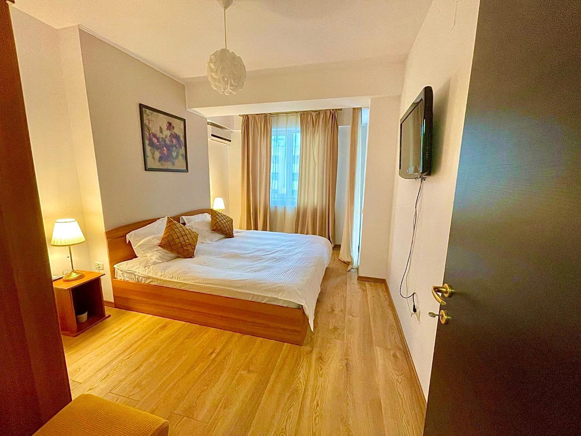 Marcony Boutique Apartments Mamaia Ngoại thất bức ảnh